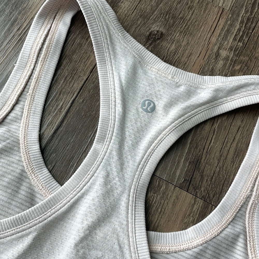 Lululemon Swiftly Tech 2.0 Racerback - Picture 5 of 6